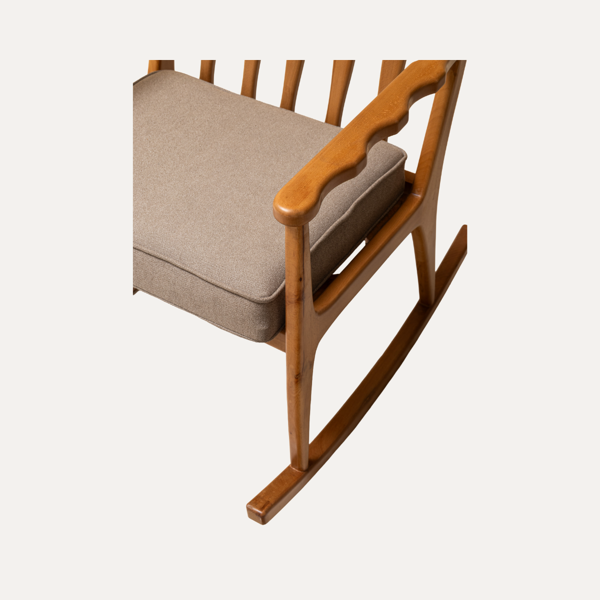 Mera Chair